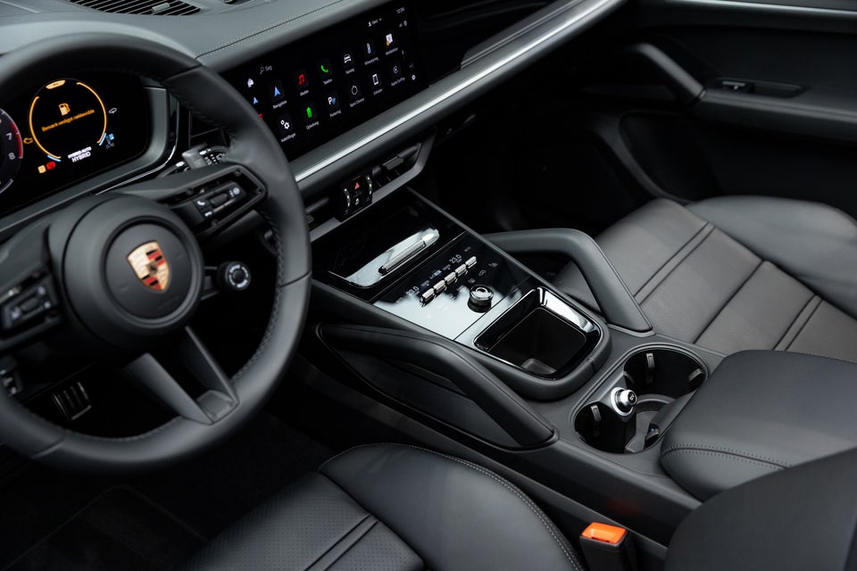 Porsche Cayenne 3,0 E-Hybrid Tiptr. 5d