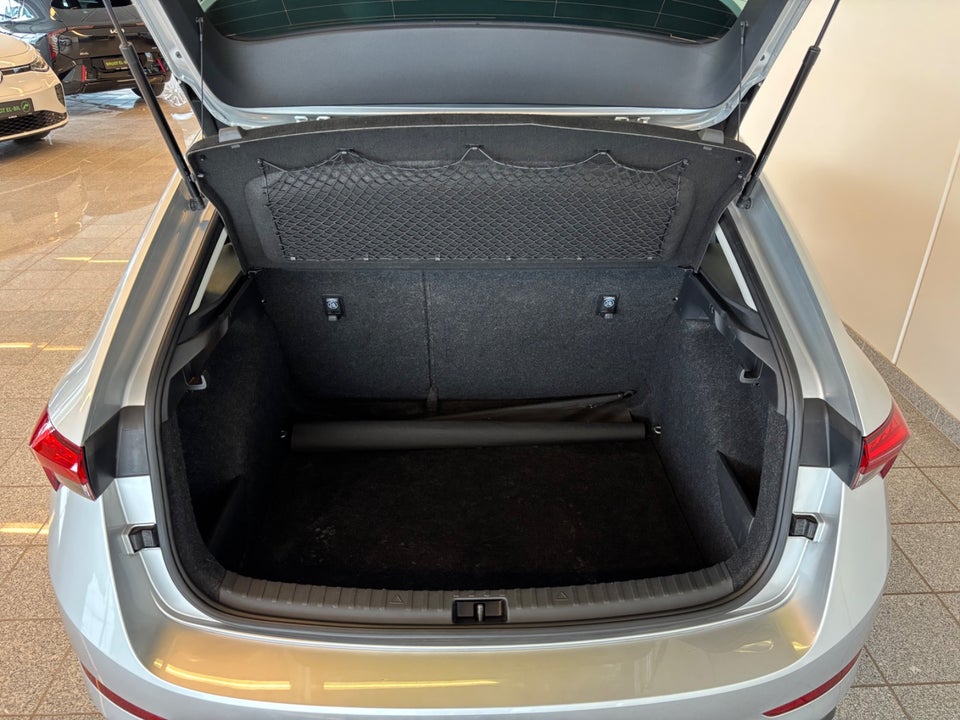 Skoda Scala 1,0 TSi 110 Dynamic DSG 5d