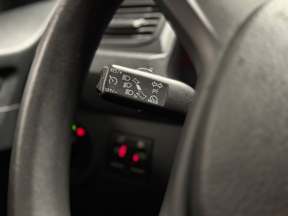 VW Caddy Maxi 2,0 TDi 102 DSG BMT Van 4d