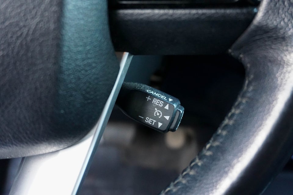 Toyota HiLux 2,4 D-4D 150 T4 Db.Kab aut. 4x4 4d