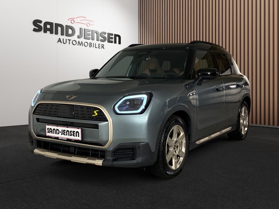 MINI Countryman SE Favoured Trim XL ALL4 5d