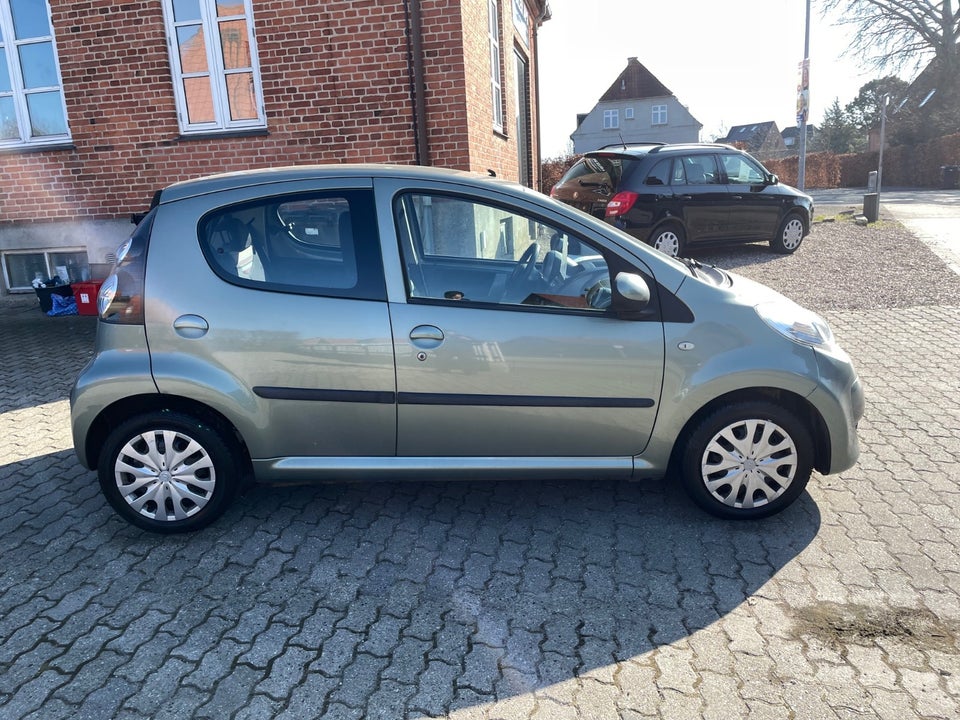Citroën C1 1,0i Attraction 5d
