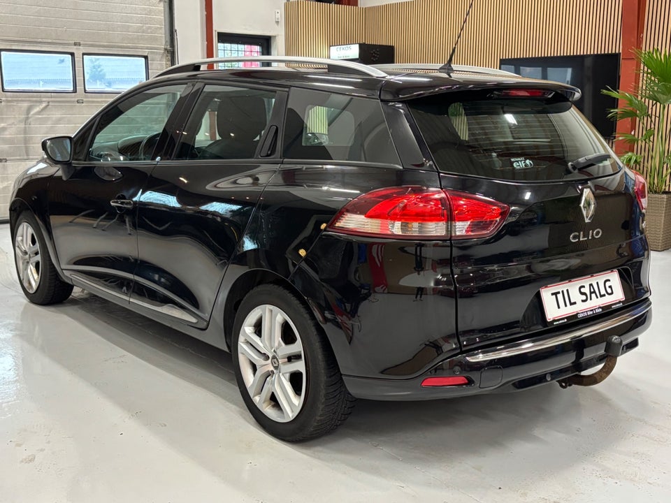 Renault Clio IV 1,5 dCi 90 Limited Sport Tourer 5d