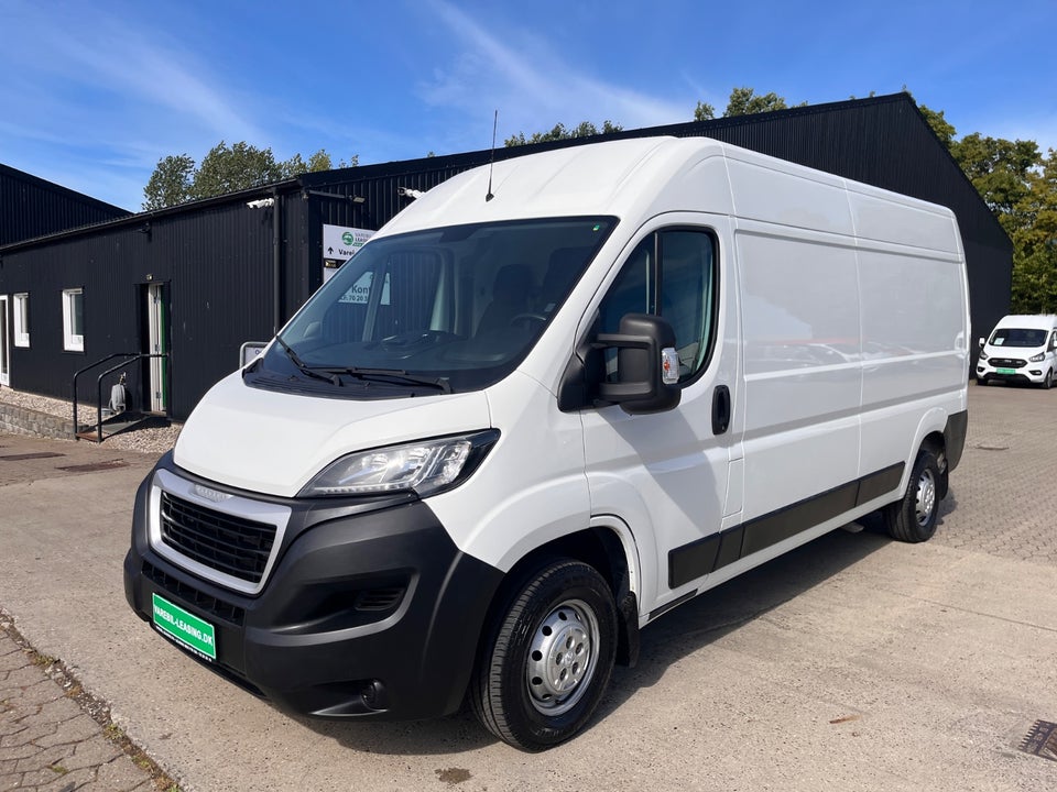 Peugeot Boxer 335 2,2 BlueHDi 165 L3H2 Premium
