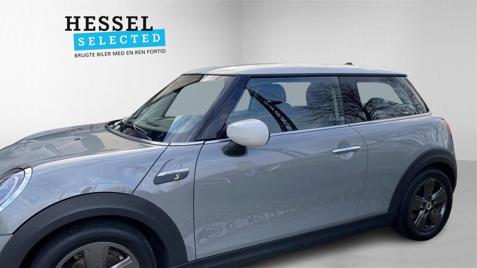 MINI Cooper SE Essential 3d
