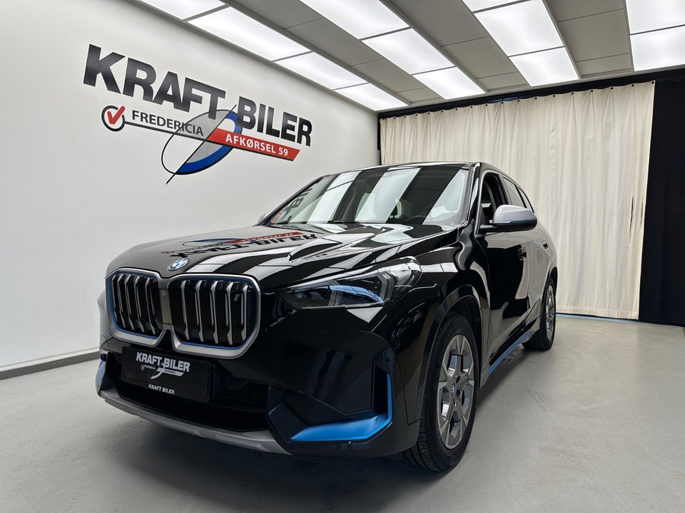 BMW iX1 xDrive30 X-Line 5d