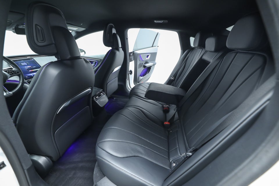 Mercedes EQE300 AMG Line 4d