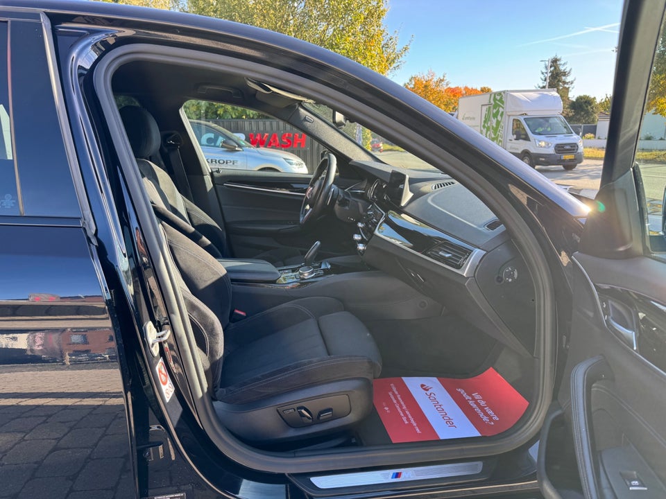 BMW 530d 3,0 M-Sport aut. 4d