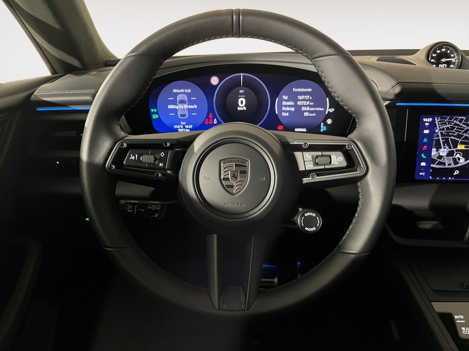 Porsche Macan Turbo 5d