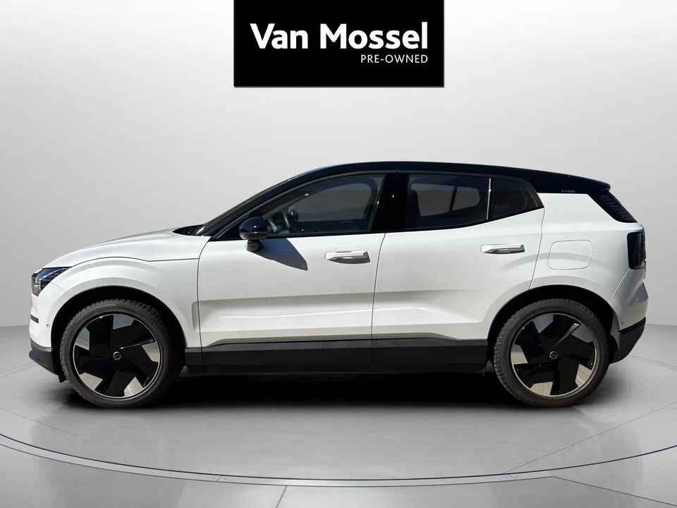 Volvo EX30 Extended Range Ultra 5d