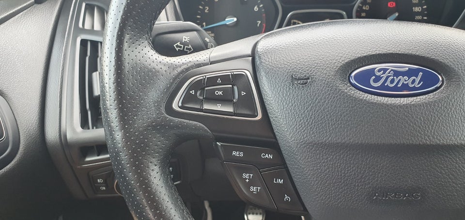 Ford Focus 1,0 SCTi 140 ST-Line stc. 5d
