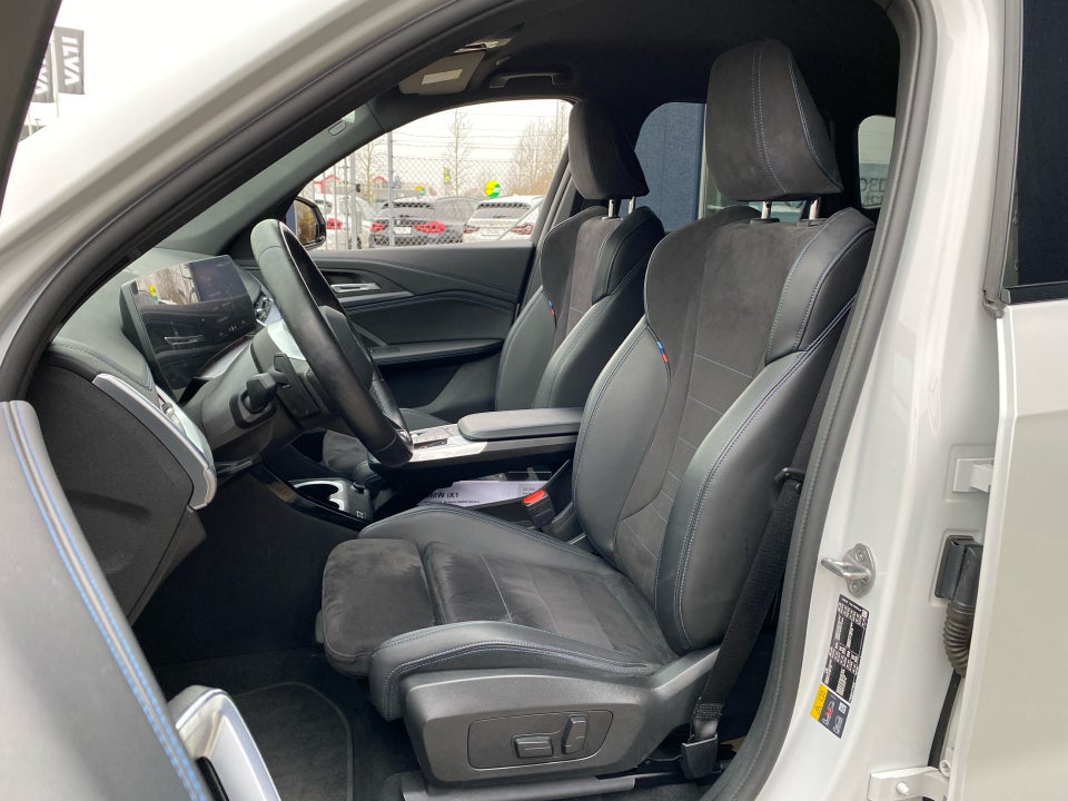 BMW iX1 eDrive20 M-Sport 5d