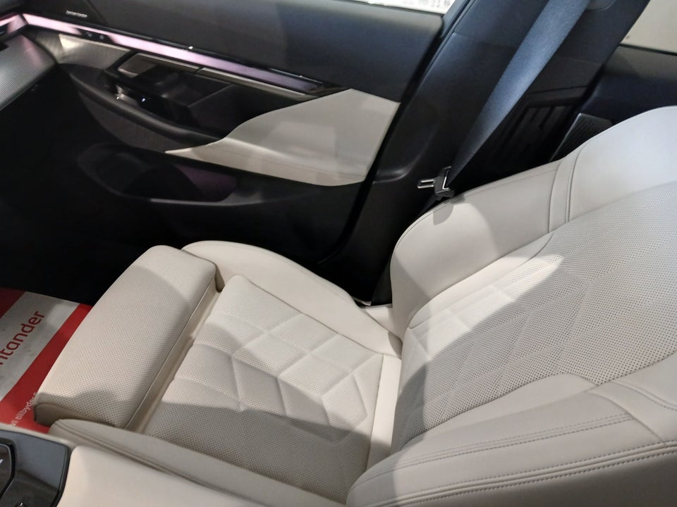 BMW i5 eDrive40 Touring M-Sport 5d