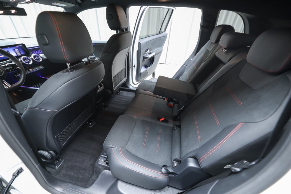 Mercedes EQB250+ AMG Advance 5d
