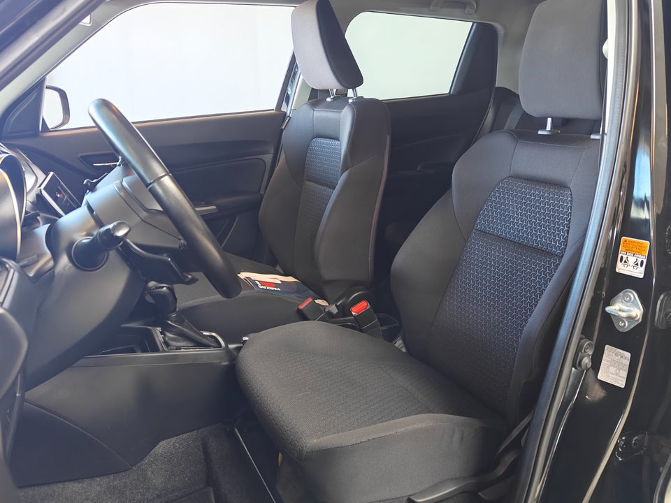Suzuki Swift 1,2 mHybrid Exclusive CVT 5d