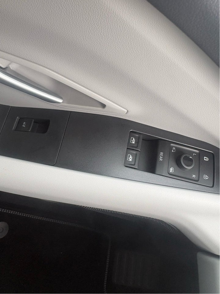 Ford Capri 77 Premium Extended Range 5d