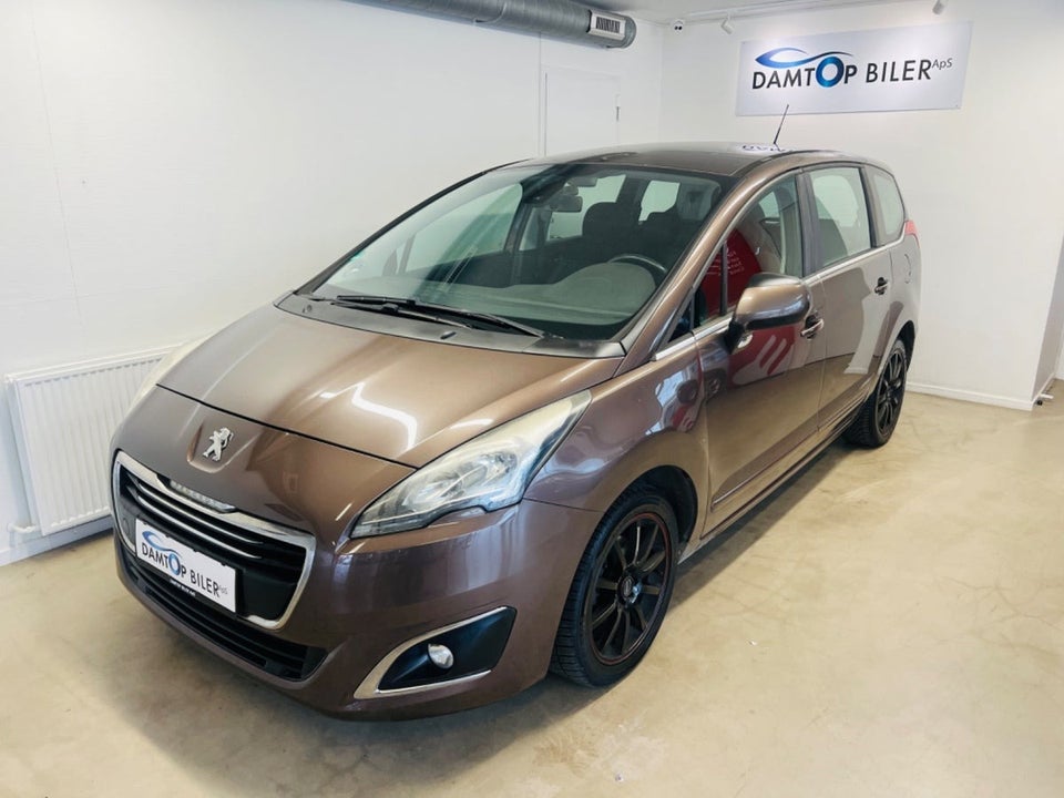 Peugeot 5008 1,6 HDi 114 Active 5d