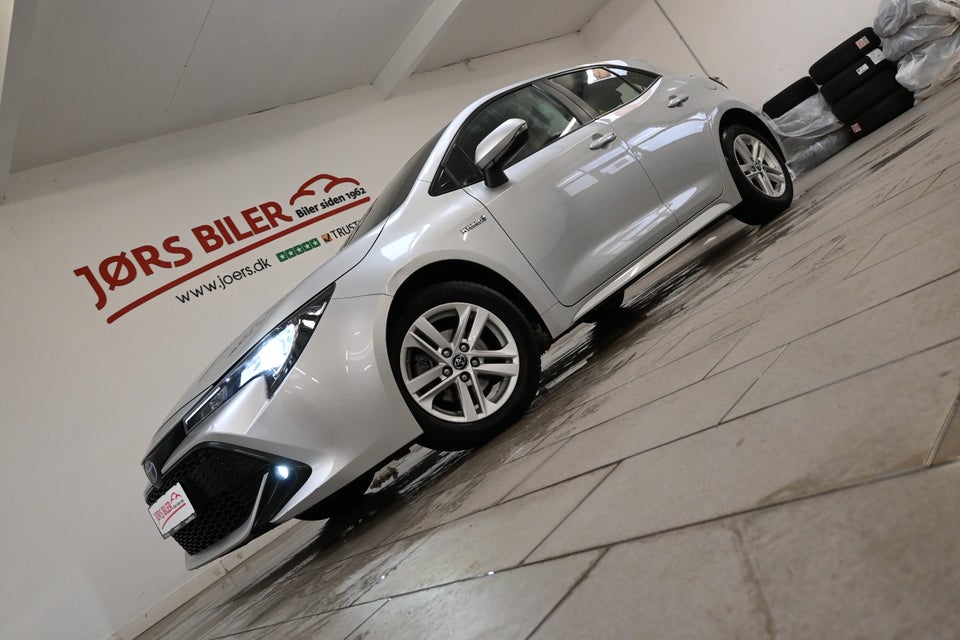 Toyota Corolla 1,8 Hybrid H3 MDS 5d