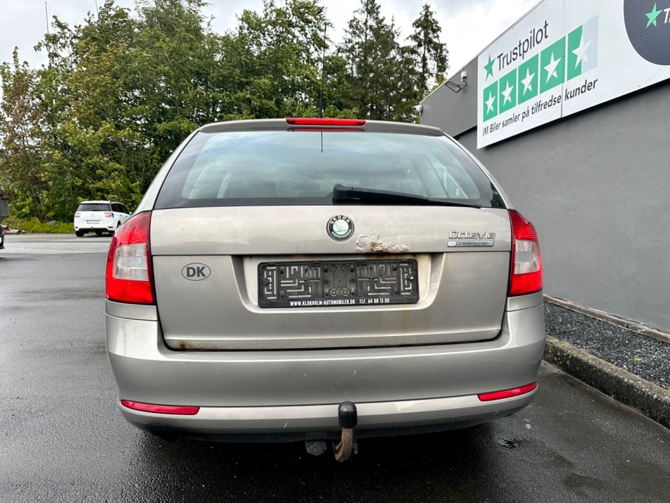 Skoda Octavia 1,6 TDi 105 GreenLine Combi 5d