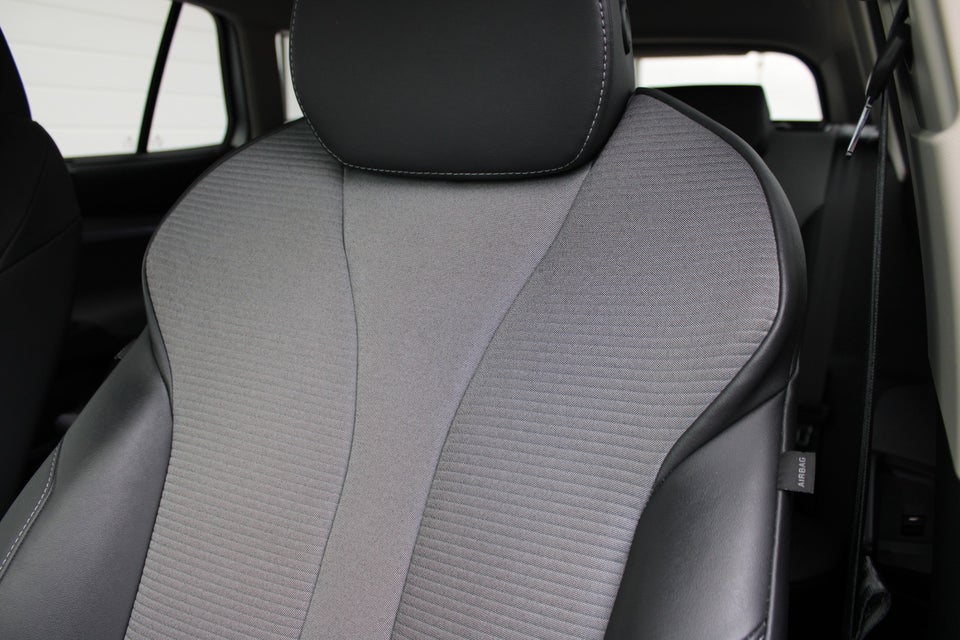 Skoda Enyaq 60 iV Loft 5d