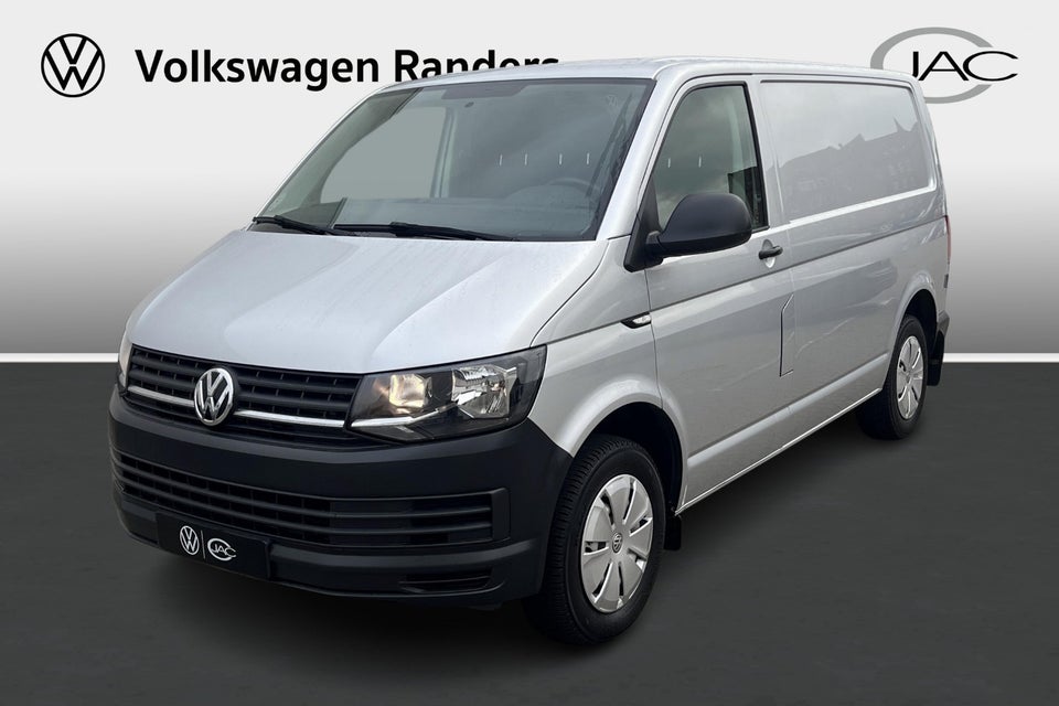 VW Transporter 2,0 TDi 140 Kassevogn kort