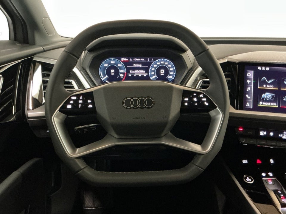 Audi Q4 e-tron 55 S-line quattro 5d