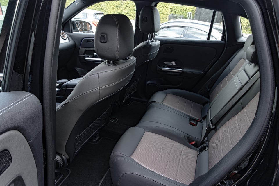Mercedes EQA250 5d