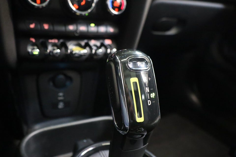 MINI Cooper SE Edition Premium Plus 3d