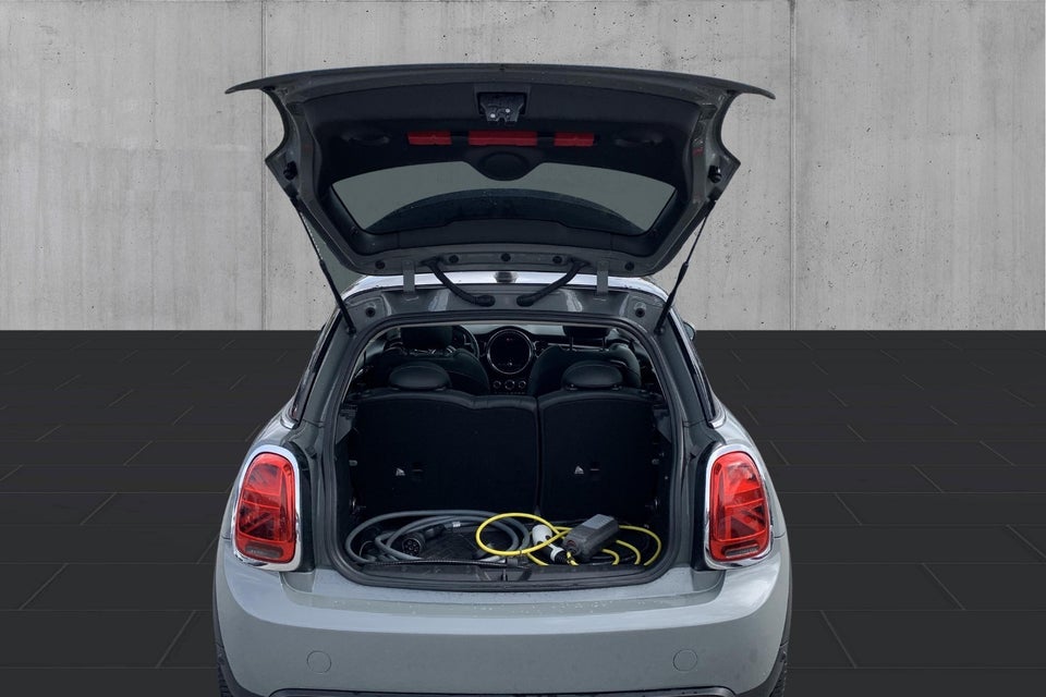 MINI Cooper SE Classic 3d