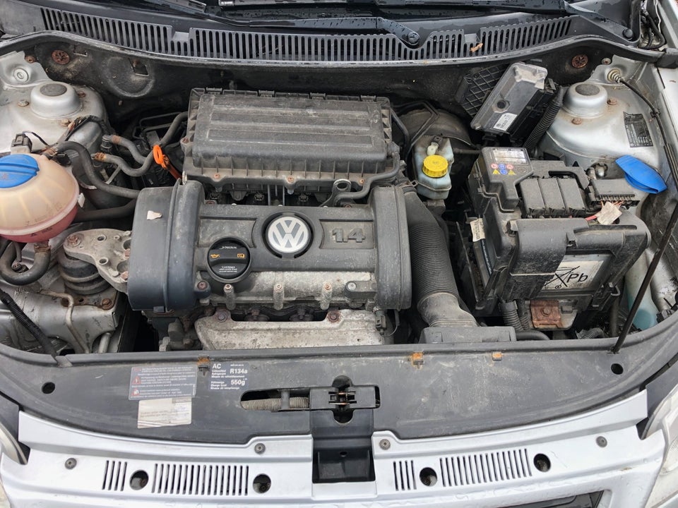 VW Polo 1,4 16V 5d