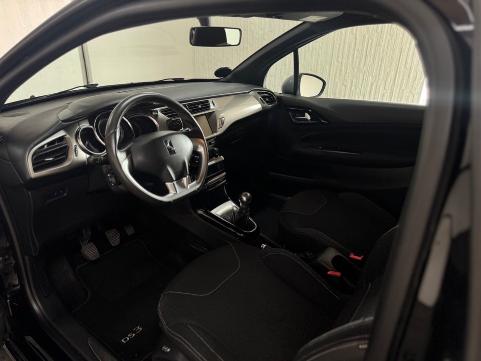 DS DS 3 1,6 BlueHDi 100 Style Spring 3d