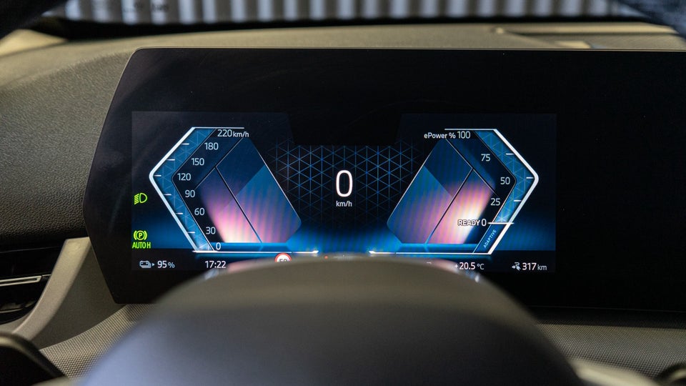 BMW iX1 eDrive20 X-Line 5d