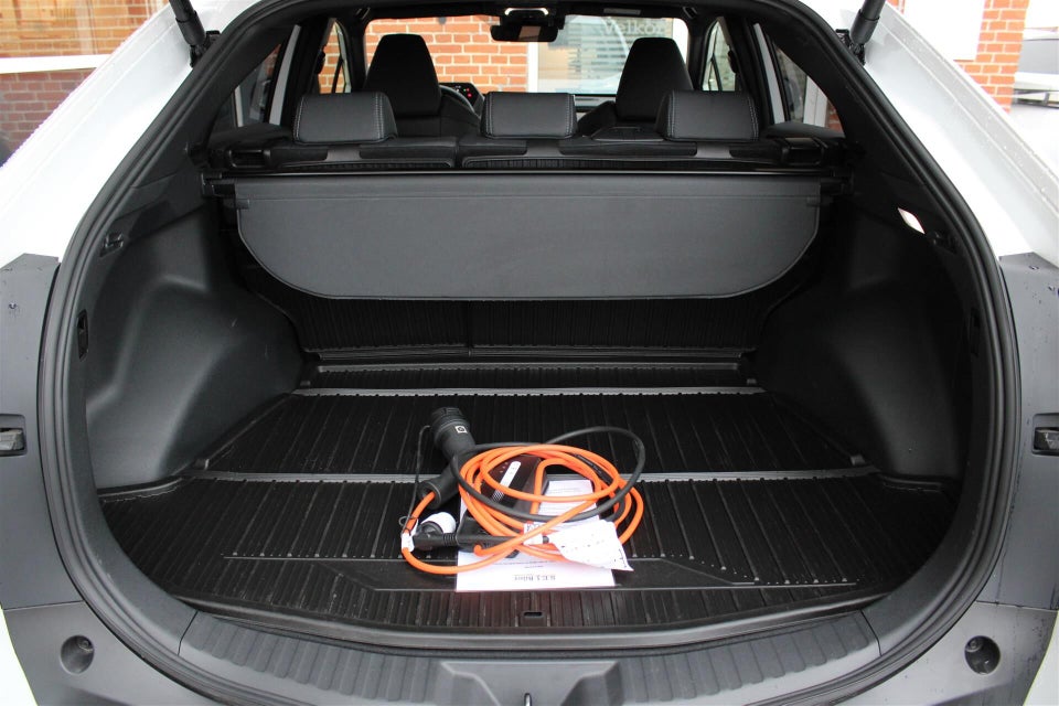 Toyota bZ4X Active 5d