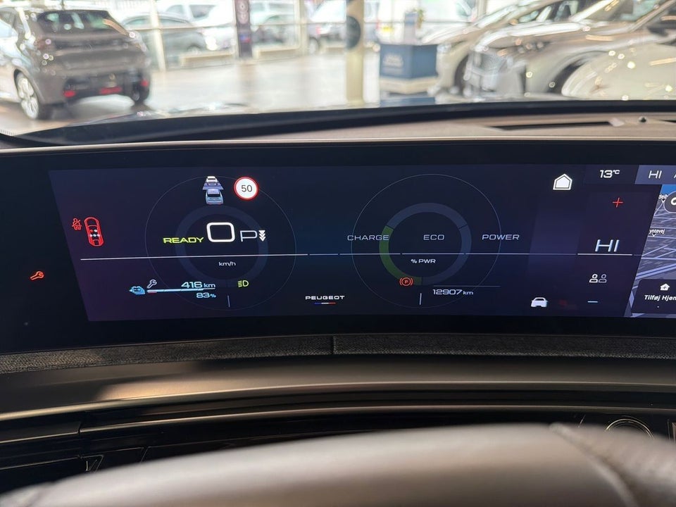 Peugeot e-3008 77 GT Pack 5d