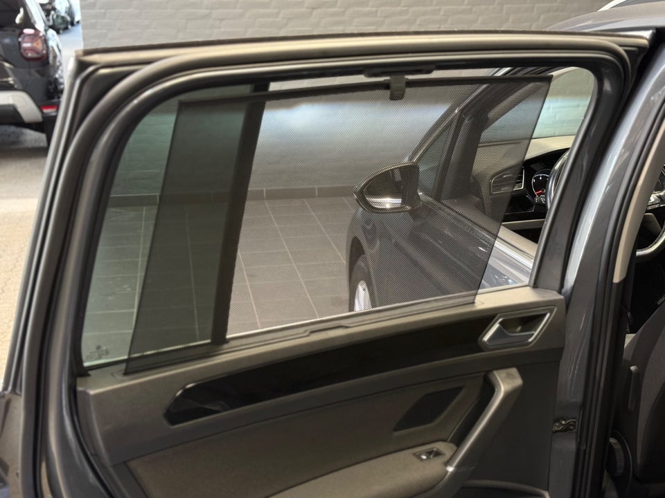 VW Touran 1,4 TSi 150 Highline 7prs 5d