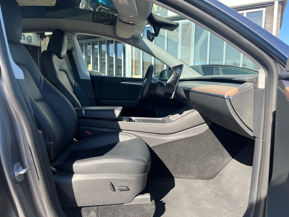 Tesla Model Y Performance AWD 5d