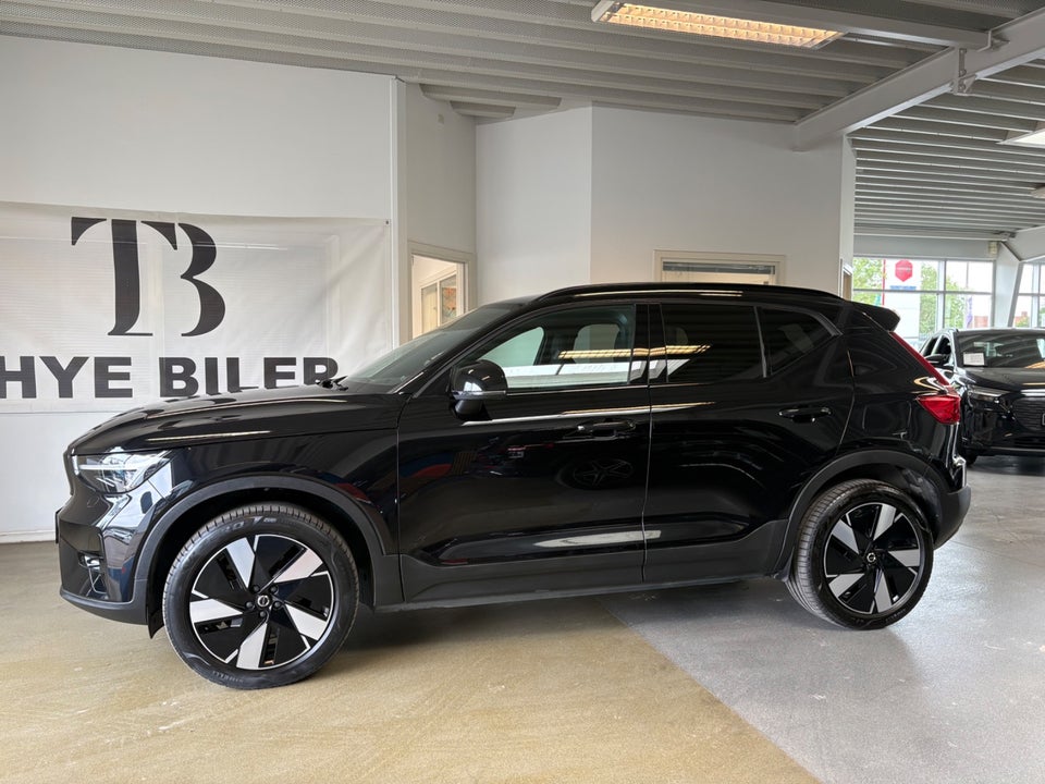 Volvo EX40 Twin Performance Plus 5d