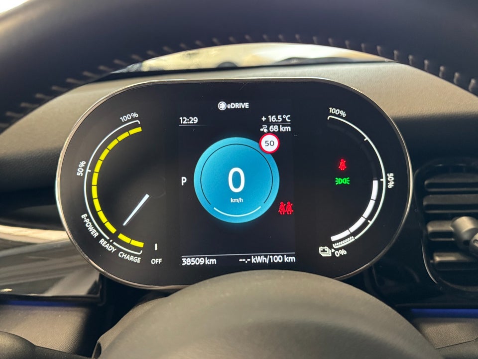 MINI Cooper SE Classic Trim 3d