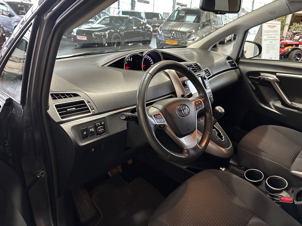 Toyota Sportsvan 1,8 VVT-i T2 Touch MDS Van 5d