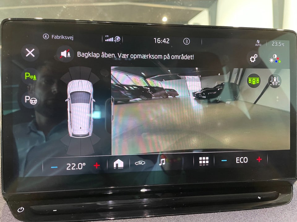 Skoda Enyaq 80 iV Loft 5d