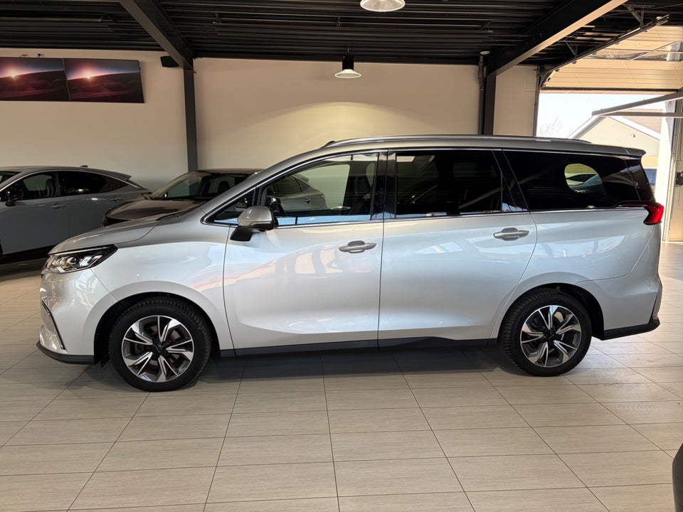 Maxus Euniq5 52 Exclusive 7prs 5d