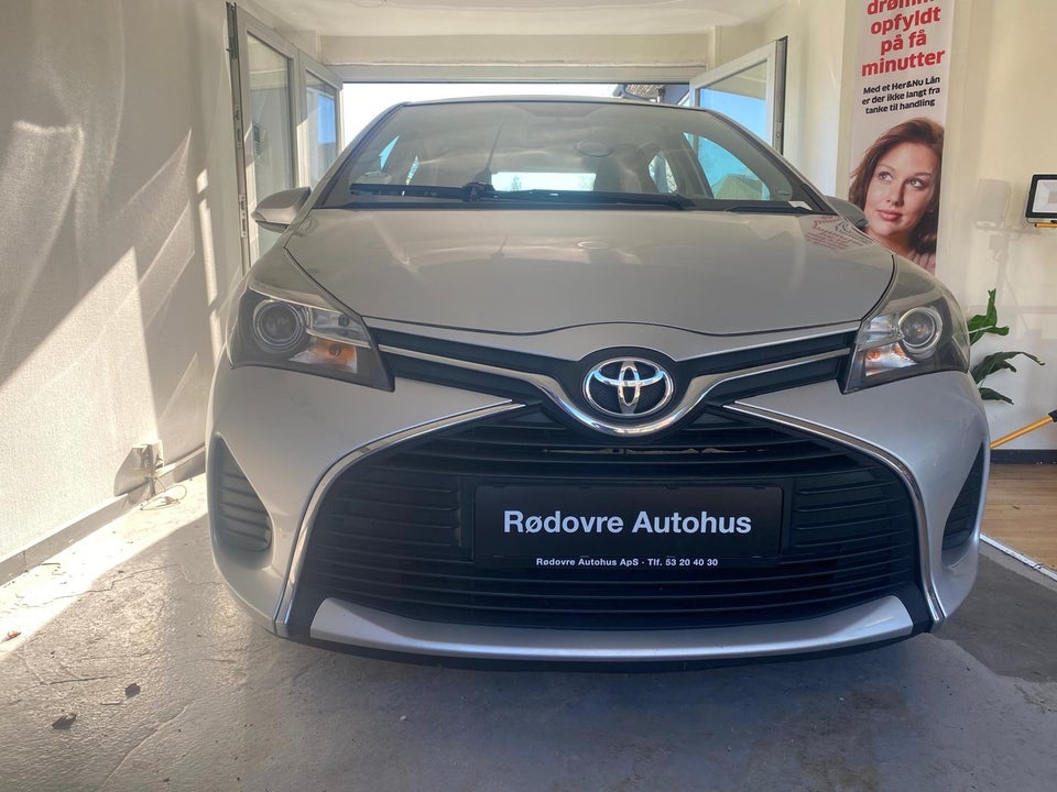 Toyota Yaris 1,3 VVT-i T2 5d
