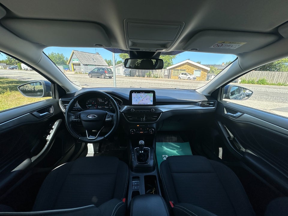 Ford Focus 1,0 EcoBoost Titanium 5d