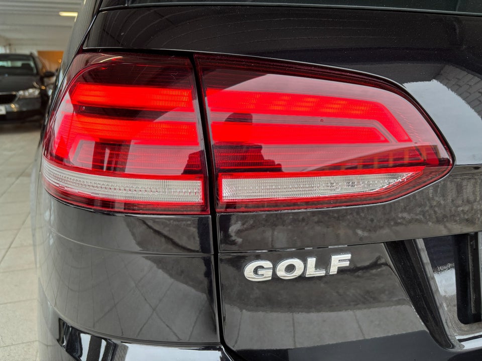 VW Golf VII 1,5 TSi 130 Comfortline Variant DSG 5d