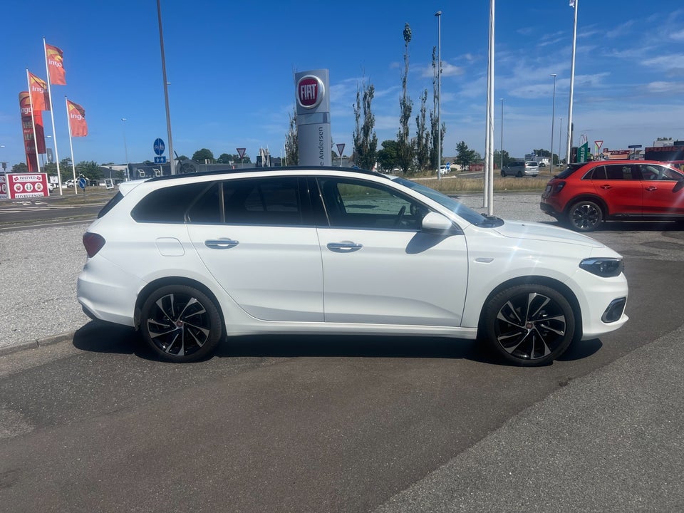 Fiat Tipo 1,4 T-Jet 120 Lounge SW 5d