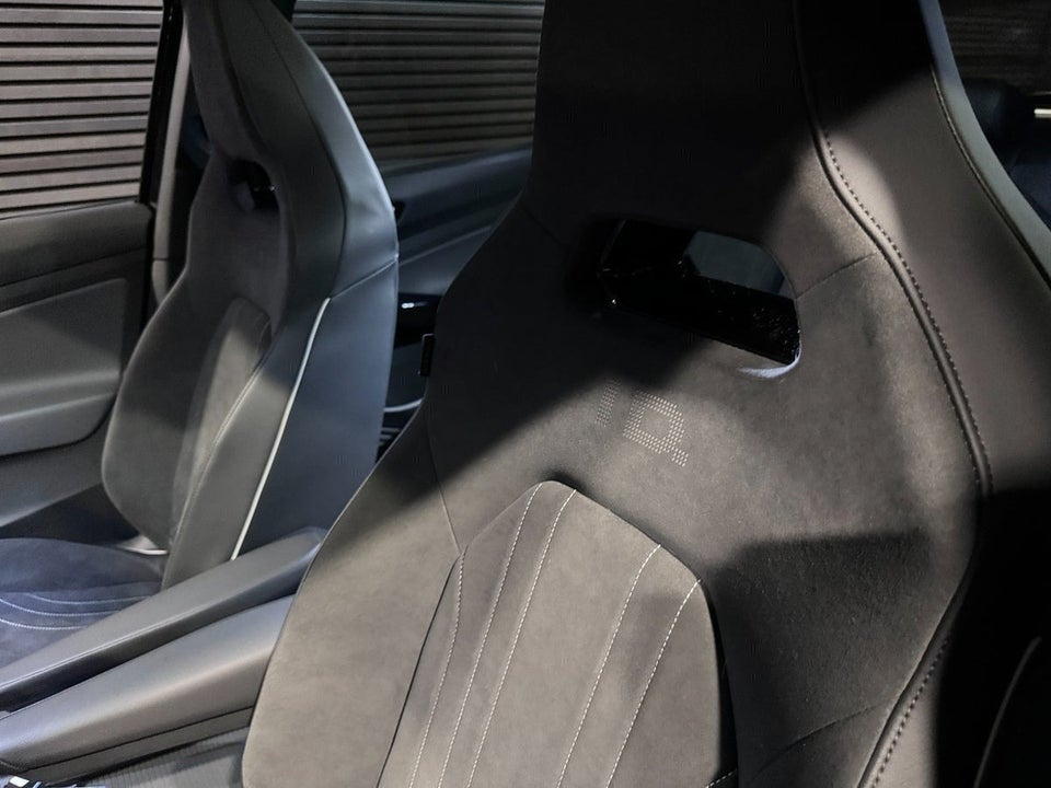 VW ID.4 77 Pro Performance Van 5d