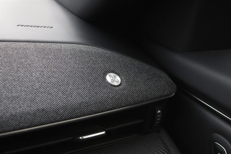 Ford Mustang Mach-E 75 Premium Standard Range AWD 5d