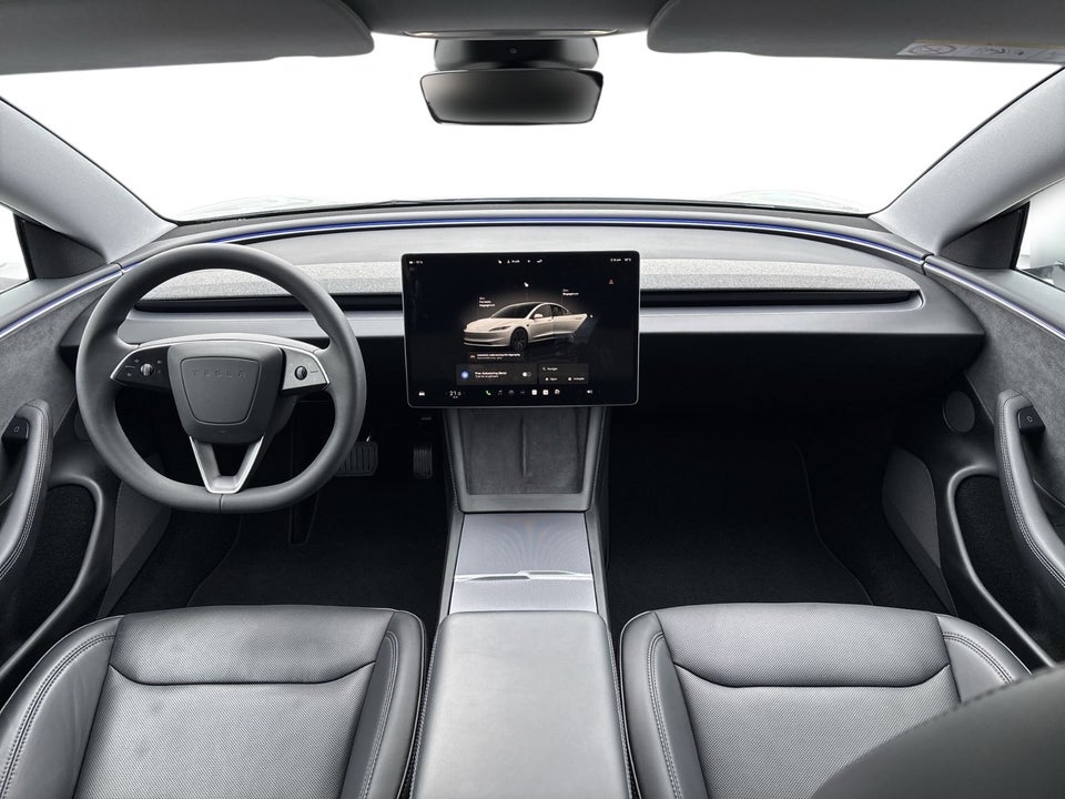 Tesla Model 3 Long Range AWD 4d