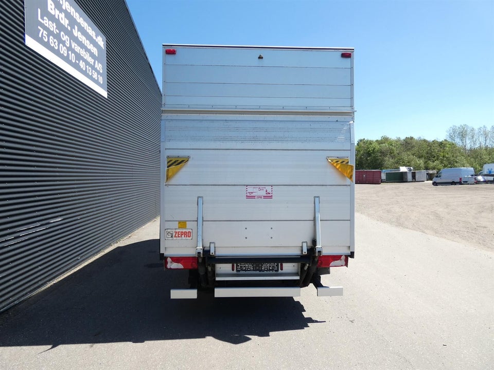 Mercedes Sprinter 317 2,0 CDi Alukasse m/lift aut. RWD 2d