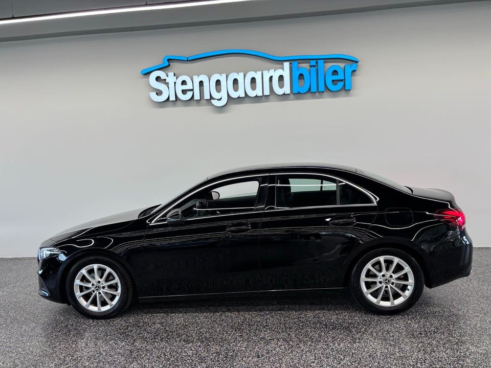 Mercedes A200 1,3 Progressive Line aut. 4d